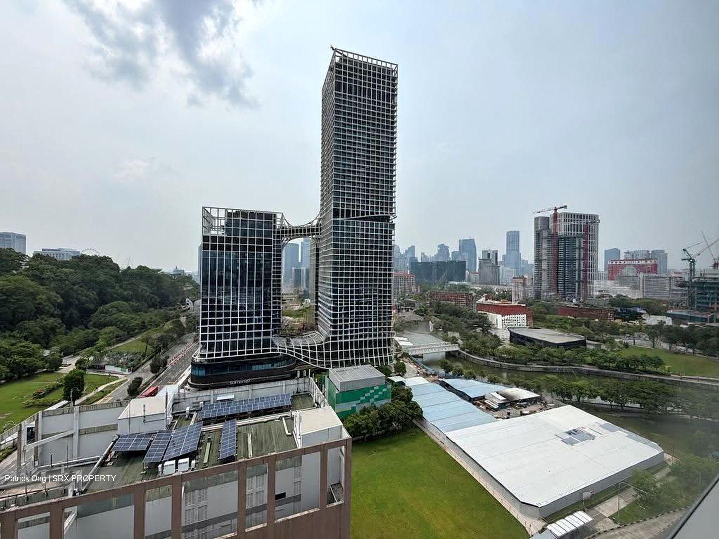 UE Square (D9), Office #630600781